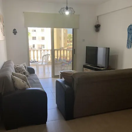 Апартаменты Agias Irinis Beach Garden Пафос